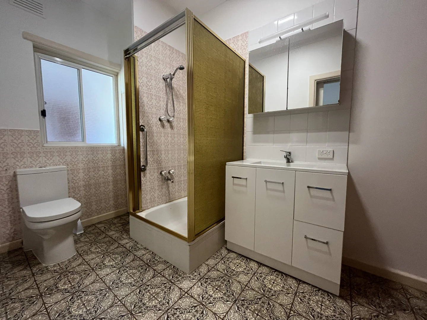 Additional image 8 of 192a Hayes Street, Shepparton VIC 3630