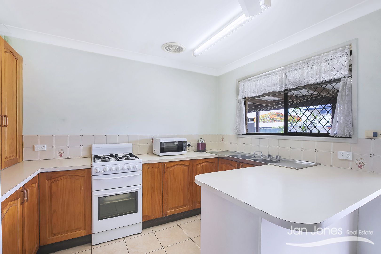 21 Miller Street, Kippa-Ring QLD 4021, Image 2