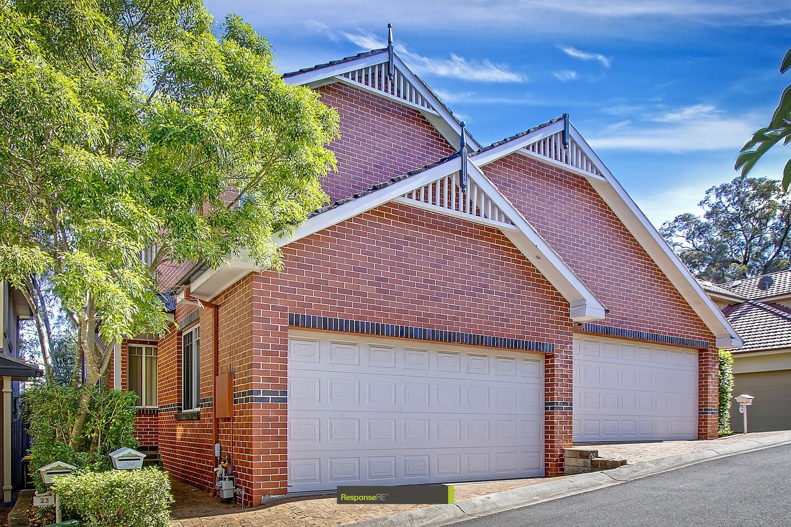 4 bedrooms Semi-Detached in 21 Jacqui Circuit NORWEST NSW, 2153