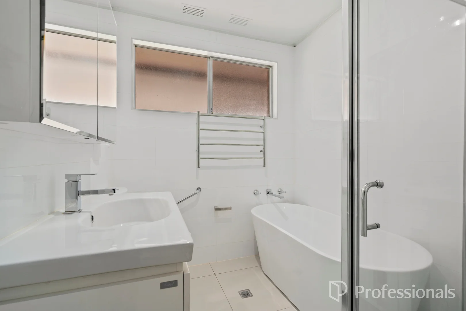 Additional image 9 of 38 Weir Crescent, Lurnea NSW 2170