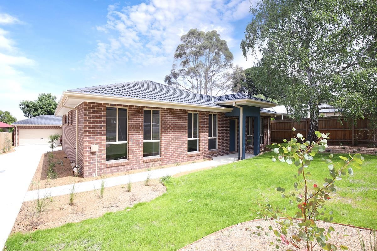 1/64 Eastfield Road, Croydon South VIC 3136 Townhouse For Rent Domain