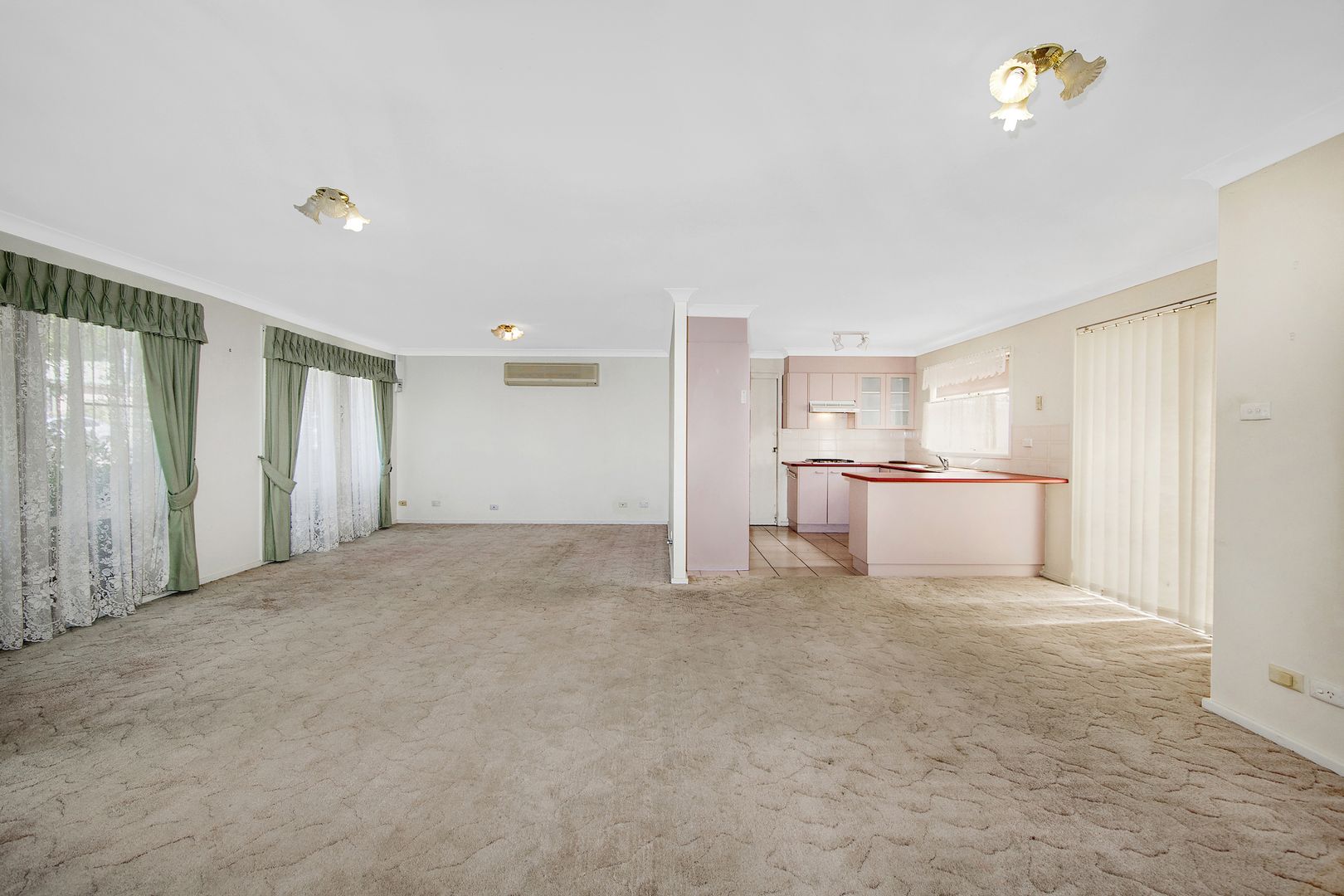 2/26 The Corso, Gorokan NSW 2263, Image 2