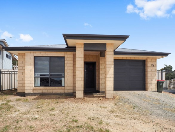 25 Orabanda Drive, Port Lincoln SA 5606