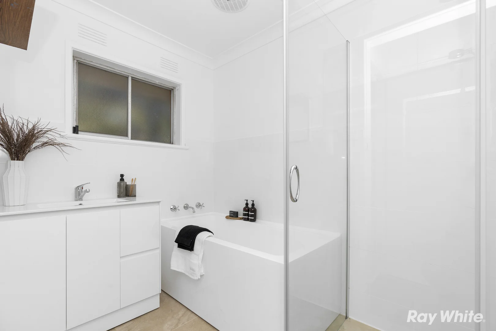 Additional image 13 of 11 Holloway Street, Tolland NSW 2650