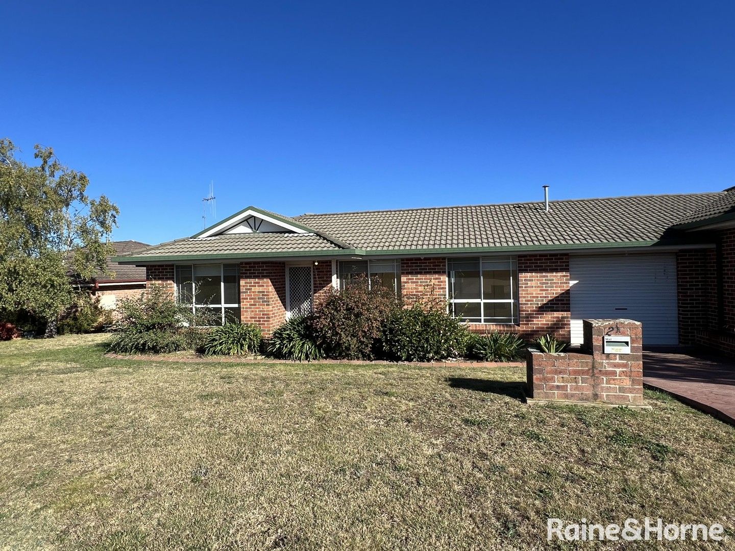2A Coombes Place, Orange NSW 2800, Image 0