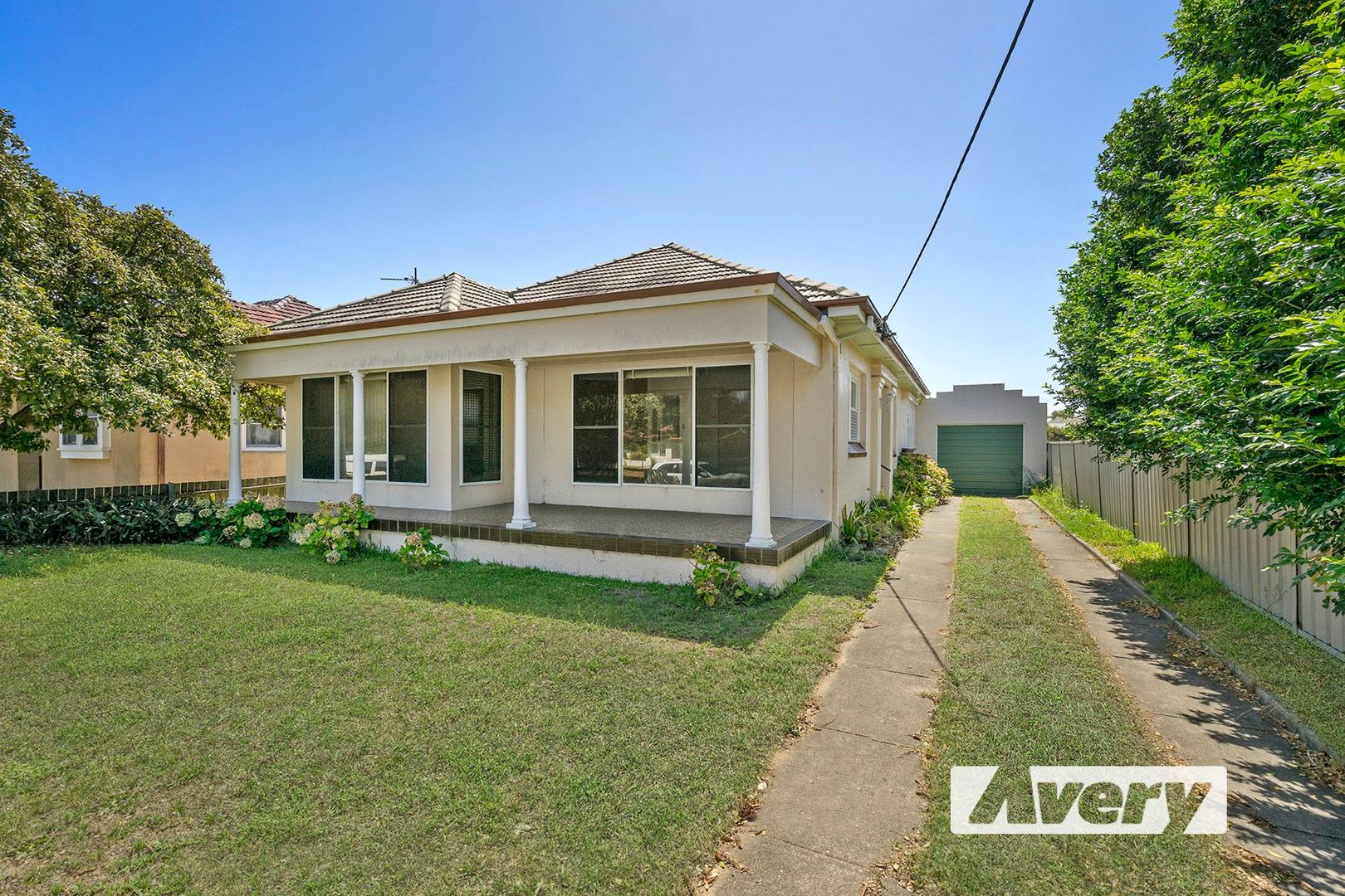50 Parkway Avenue, Cooks Hill NSW 2300