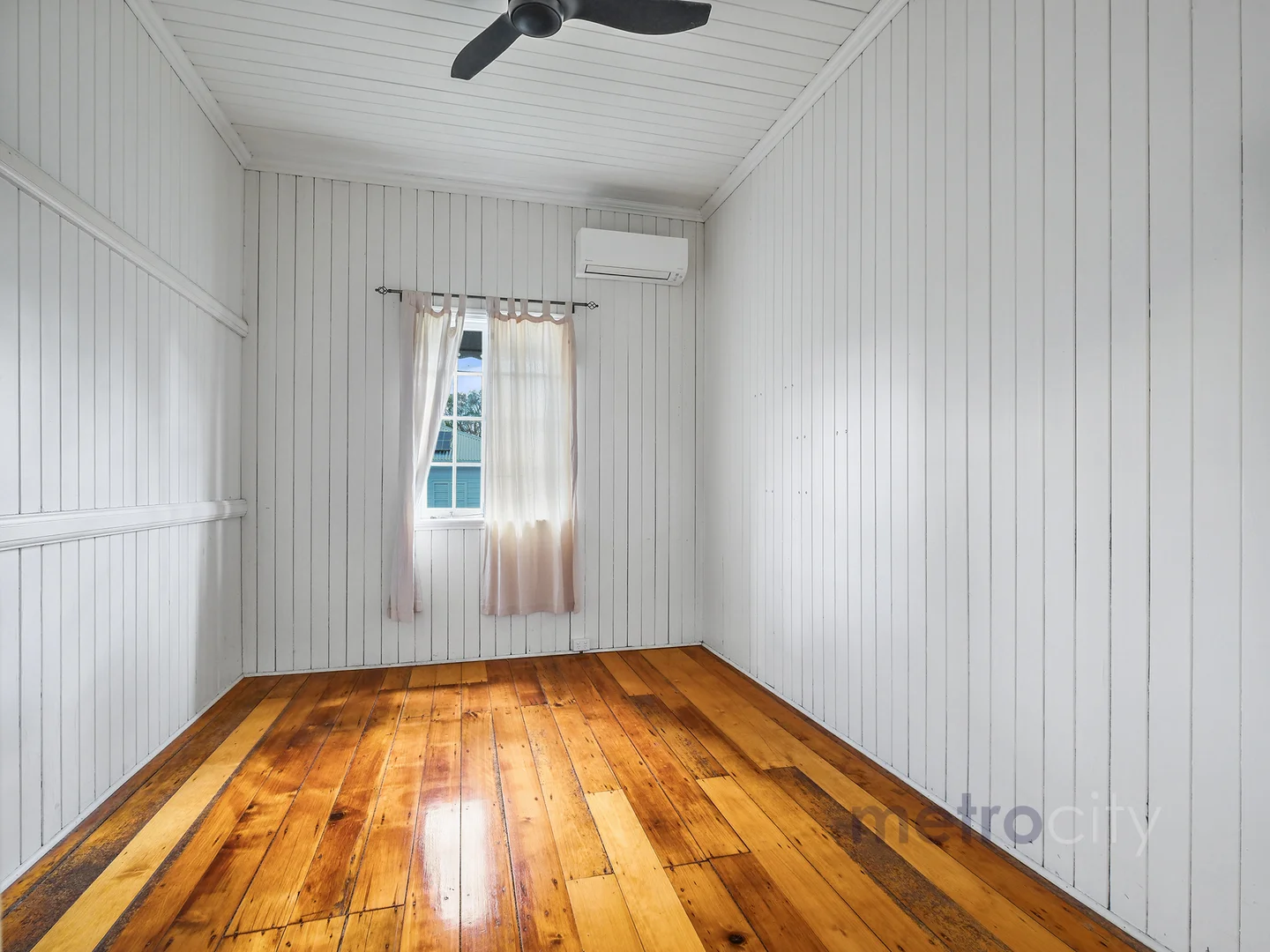 Additional image 8 of 107 Victoria Street, Fairfield QLD 4103