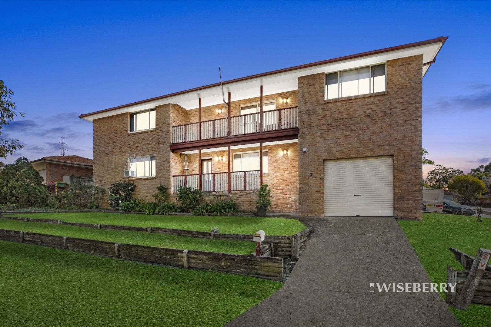 4 Lonsdale Close, Lake Haven NSW 2263, Image 0