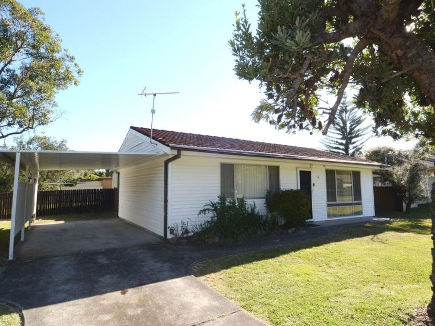 19 Parkes Crescent, Callala Beach NSW 2540