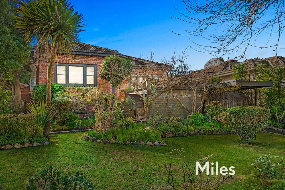 30 McArthur Road, Ivanhoe East VIC 3079 House For Rent 750 Domain