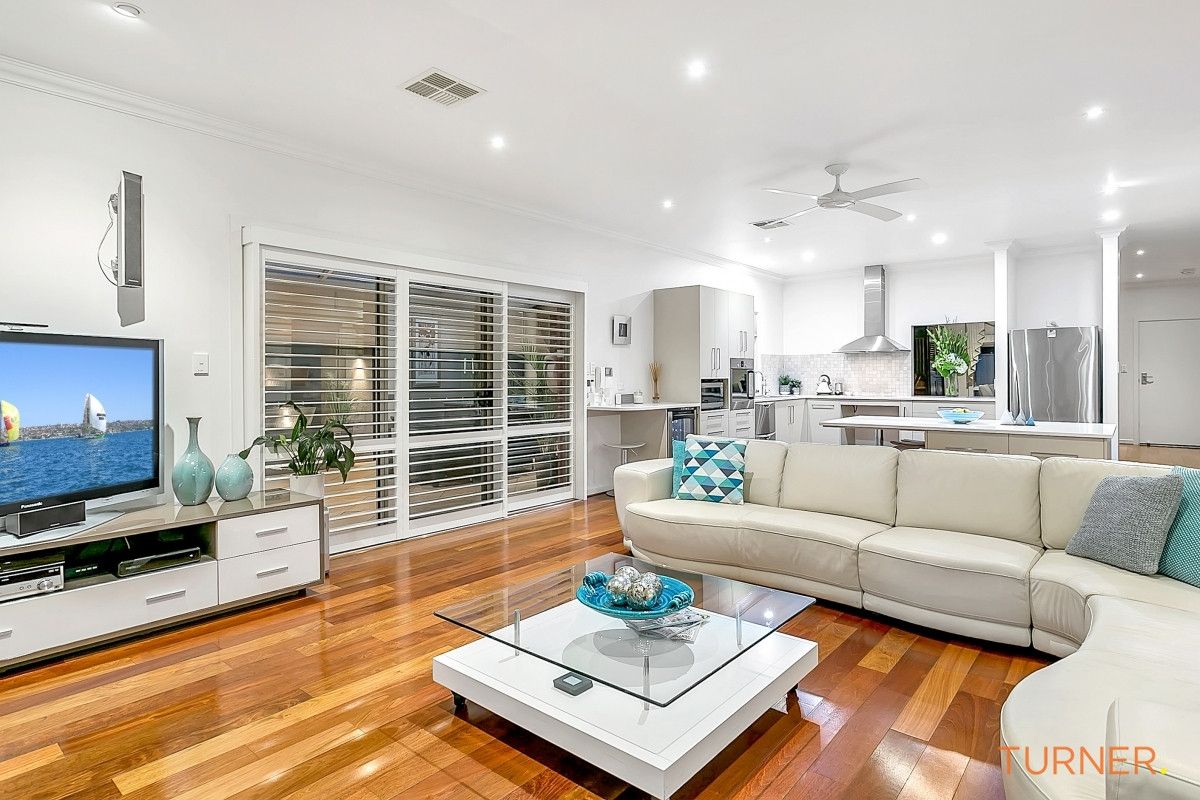 2/17 George Street, Clarence Park SA 5034, Image 2