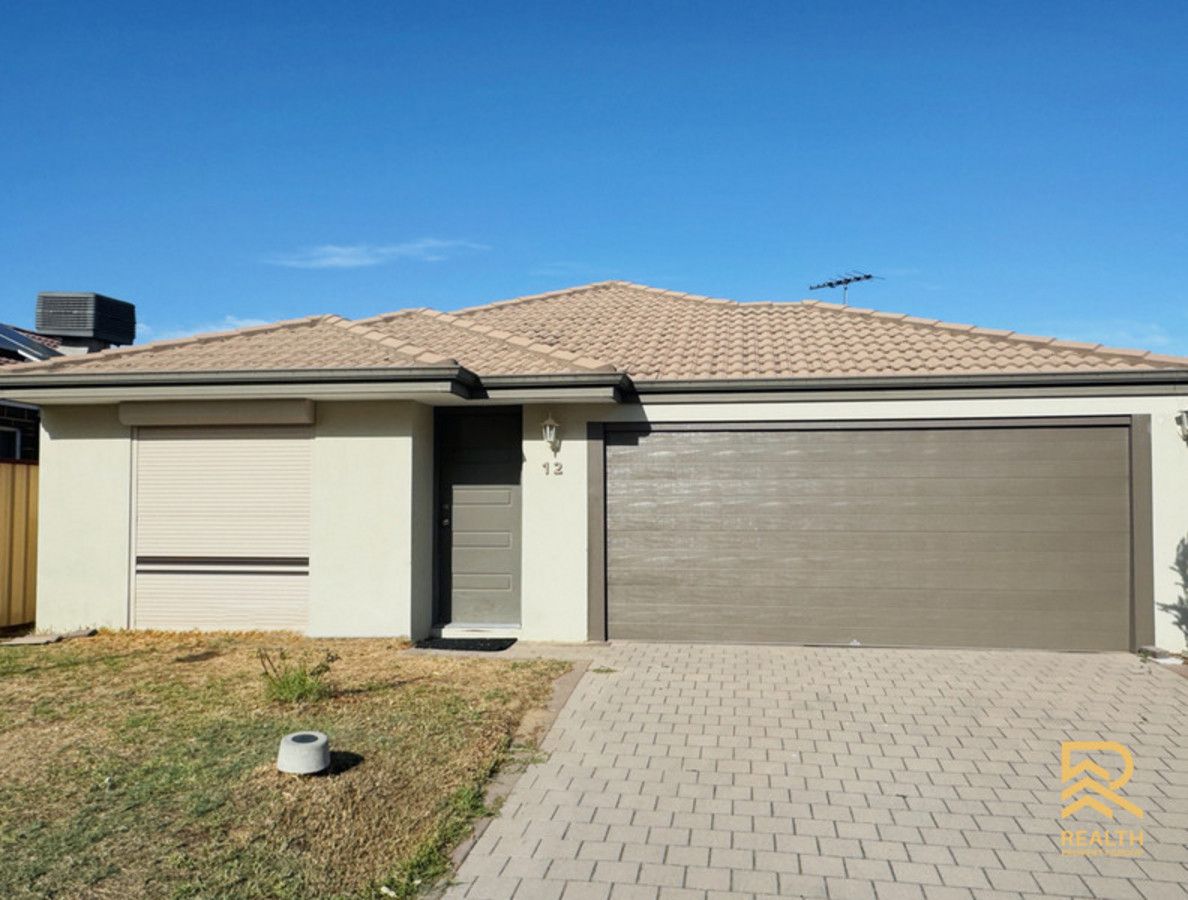 4 bedrooms House in 12 Little Close EAST CANNINGTON WA, 6107