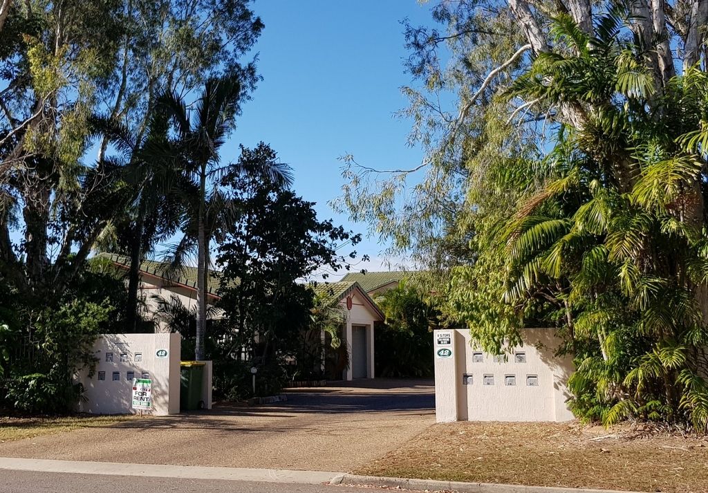 3 bedrooms Townhouse in 11/42 Mabin Street MUNDINGBURRA QLD, 4812