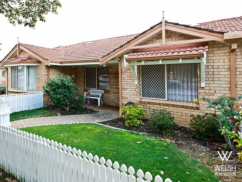 Unit 4, 5 Edwards Crescent, REDCLIFFE WA 6104, Image 0