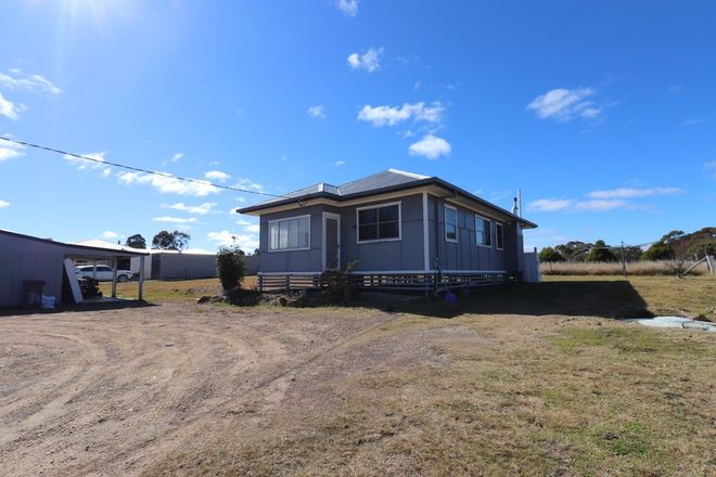 Picture of 34 Forbes Street, DEEPWATER NSW 2371