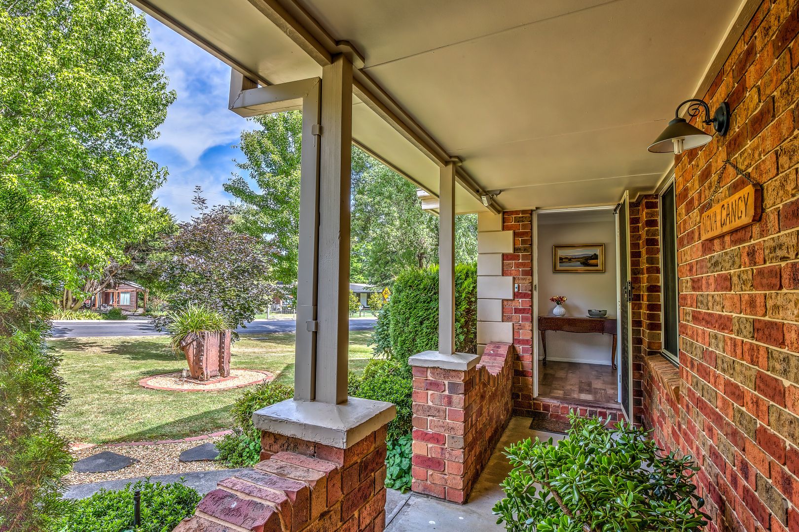 1/74 Walkers Lane, Bright VIC 3741 Domain