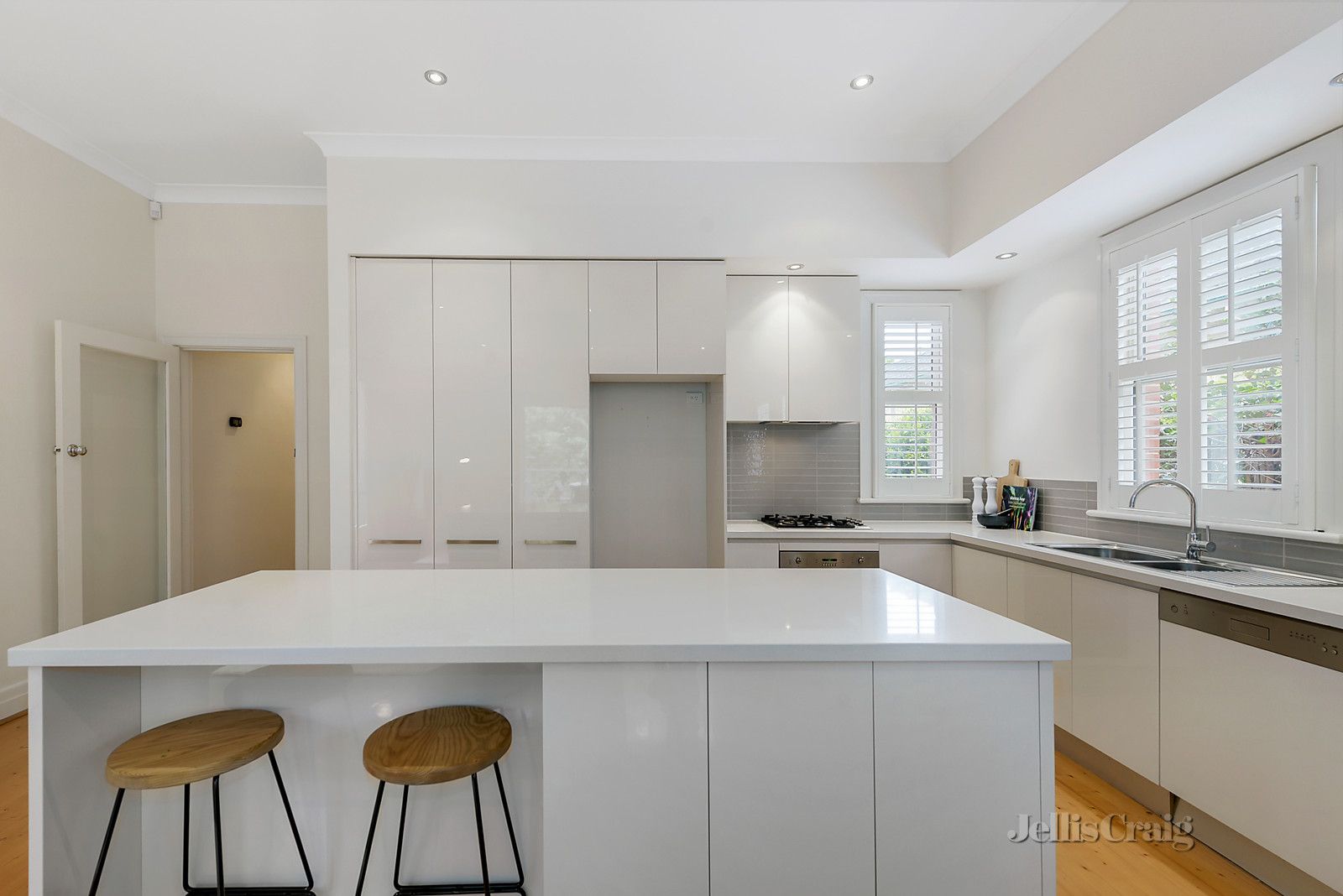 21 The Boulevard, Hawthorn VIC 3122, Image 2