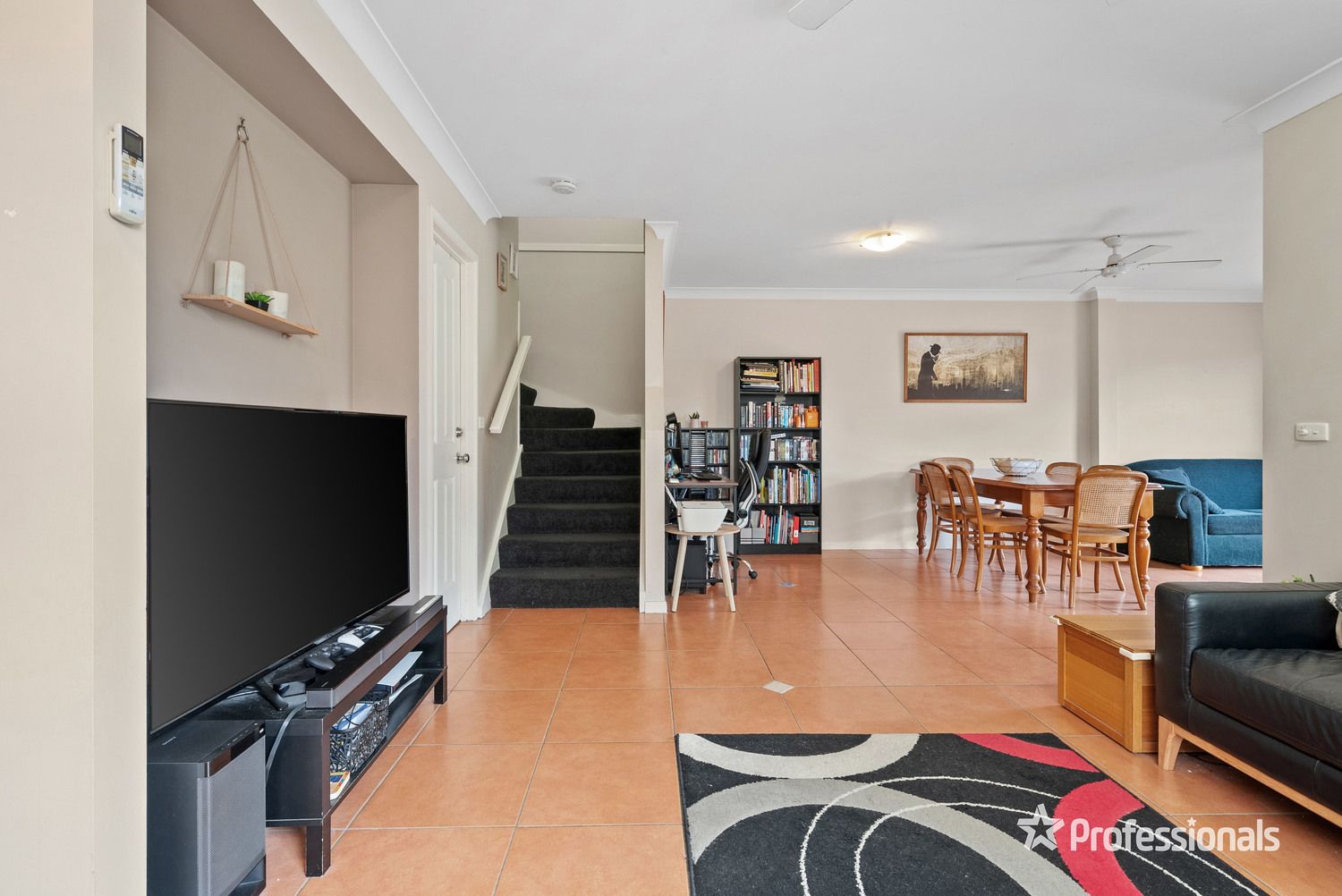 3/330 Sydenham Road, Sydenham VIC 3037, Image 2