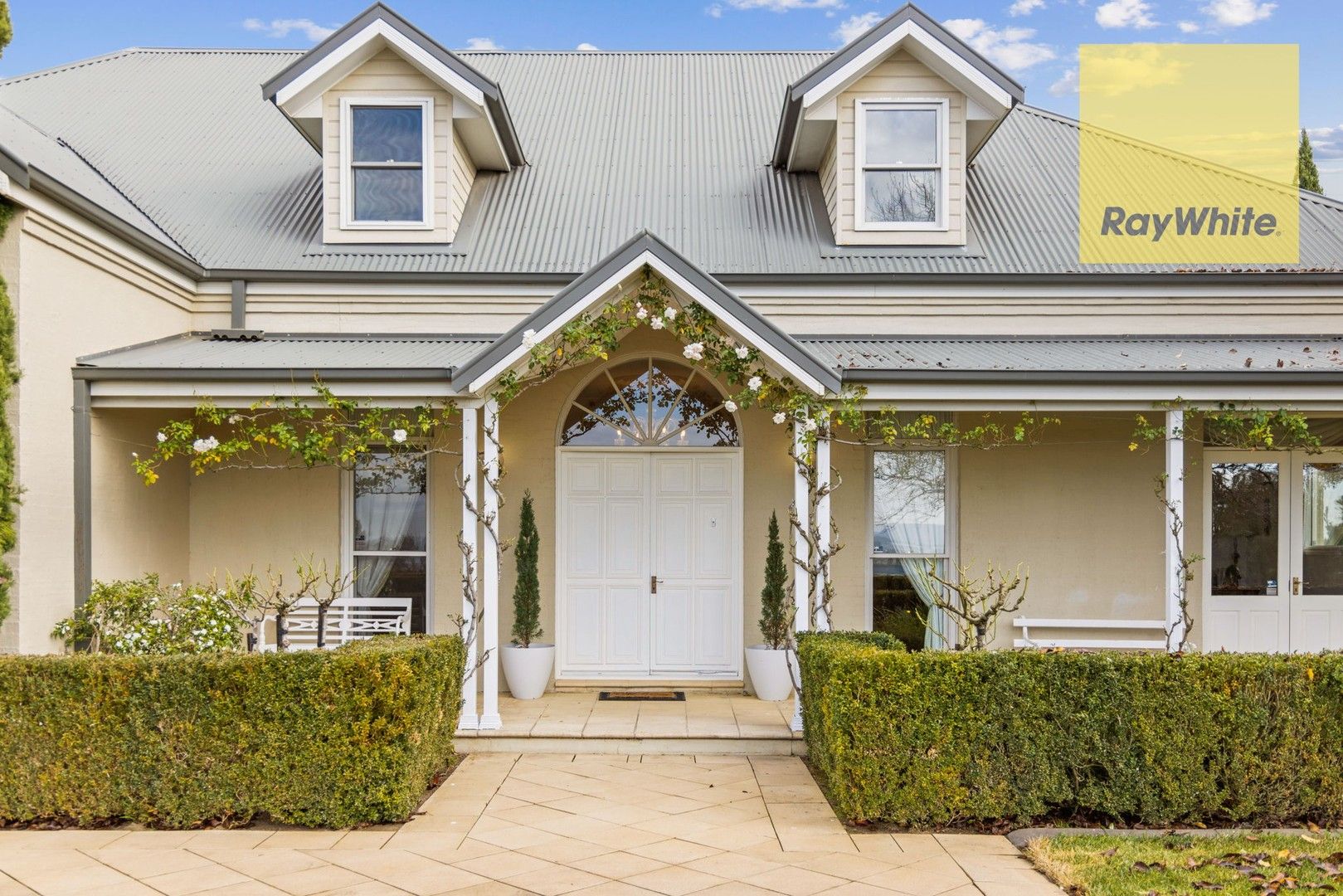 5 bedrooms House in 250 Run-O-Waters Drive GOULBURN NSW, 2580
