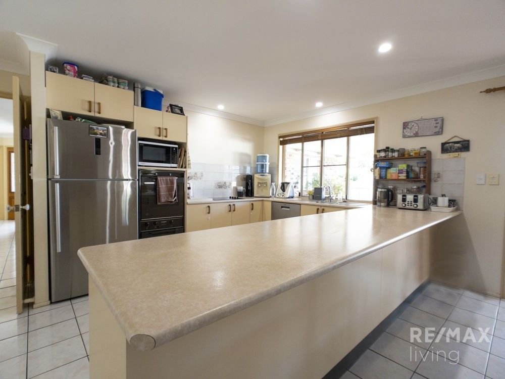 19-21 Heather Court, Woodford QLD 4514, Image 2