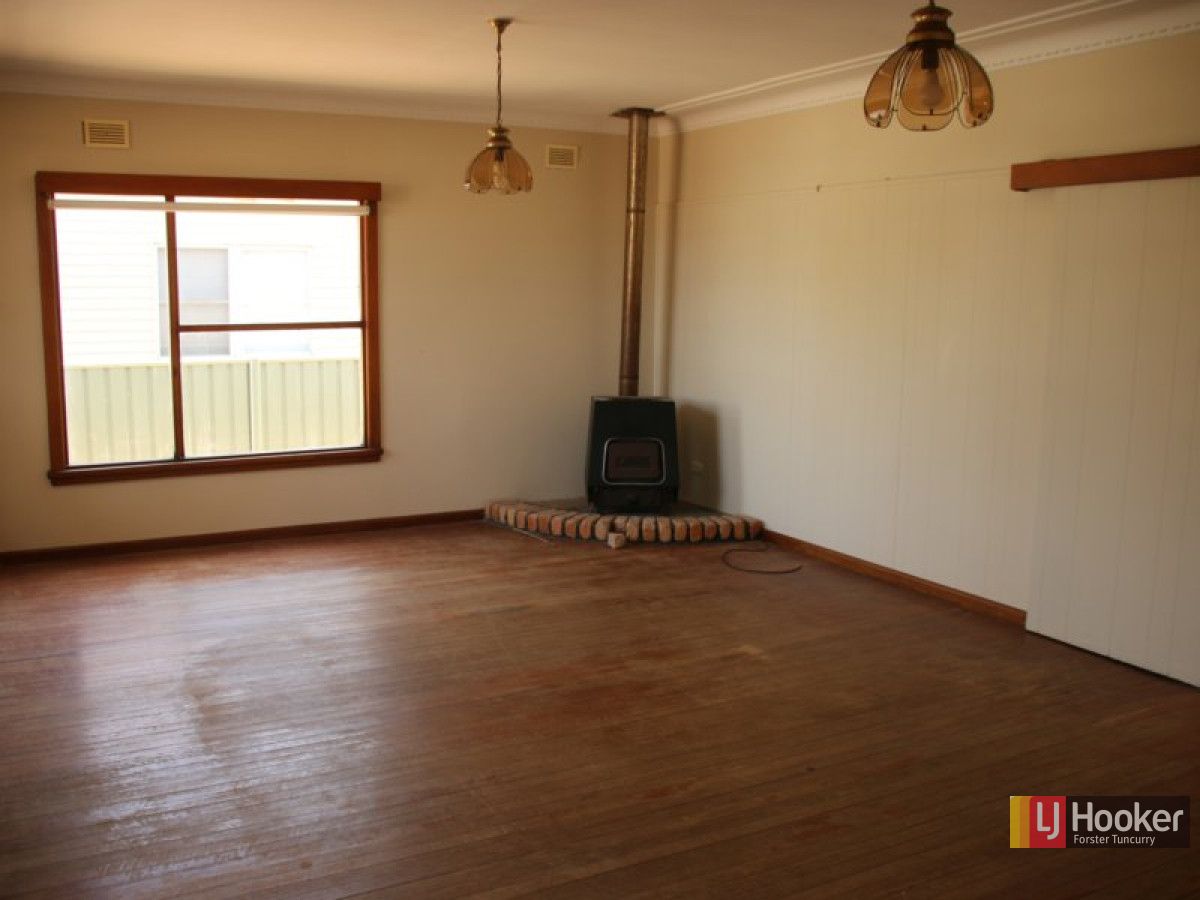 12 Parkes Street, Tuncurry NSW 2428, Image 2