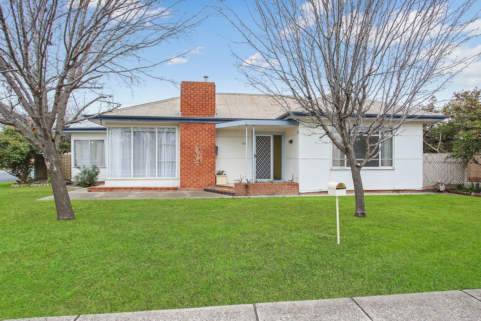 3 bedrooms House in 537 Sanders Road LAVINGTON NSW, 2641