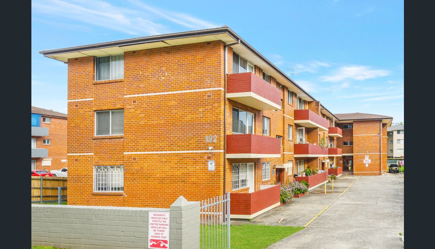 2 bedrooms Apartment / Unit / Flat in 7/192 Sandal Crescent CARRAMAR NSW, 2163