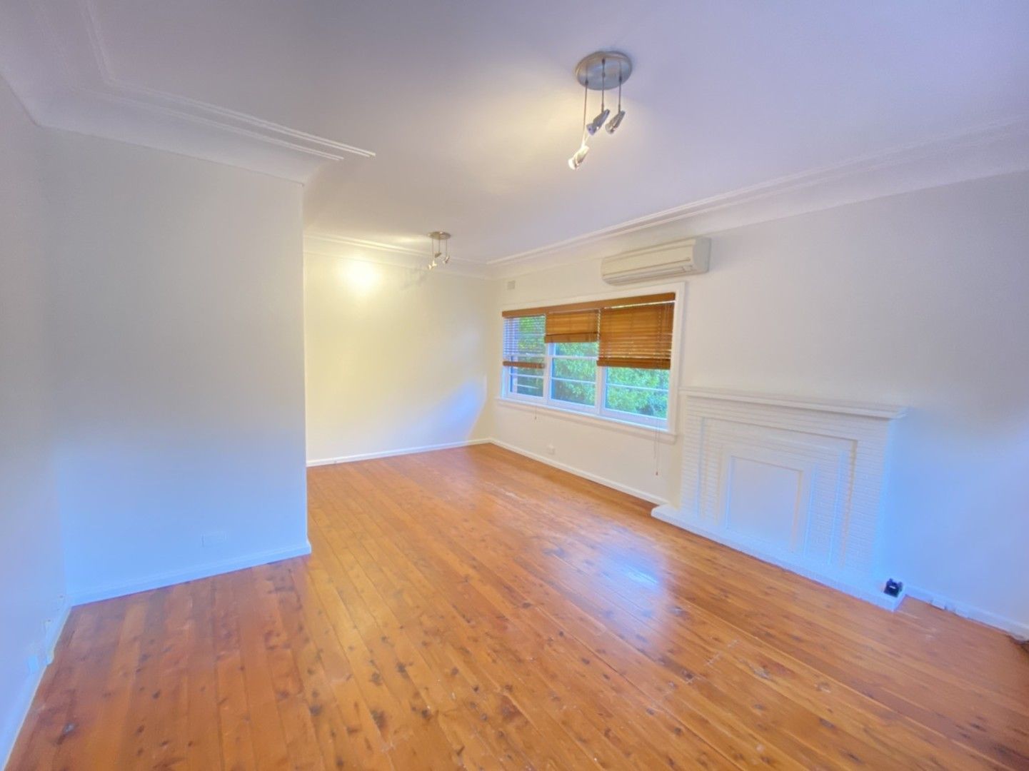 2 bedrooms House in 48 Wood Street LANE COVE WEST NSW, 2066
