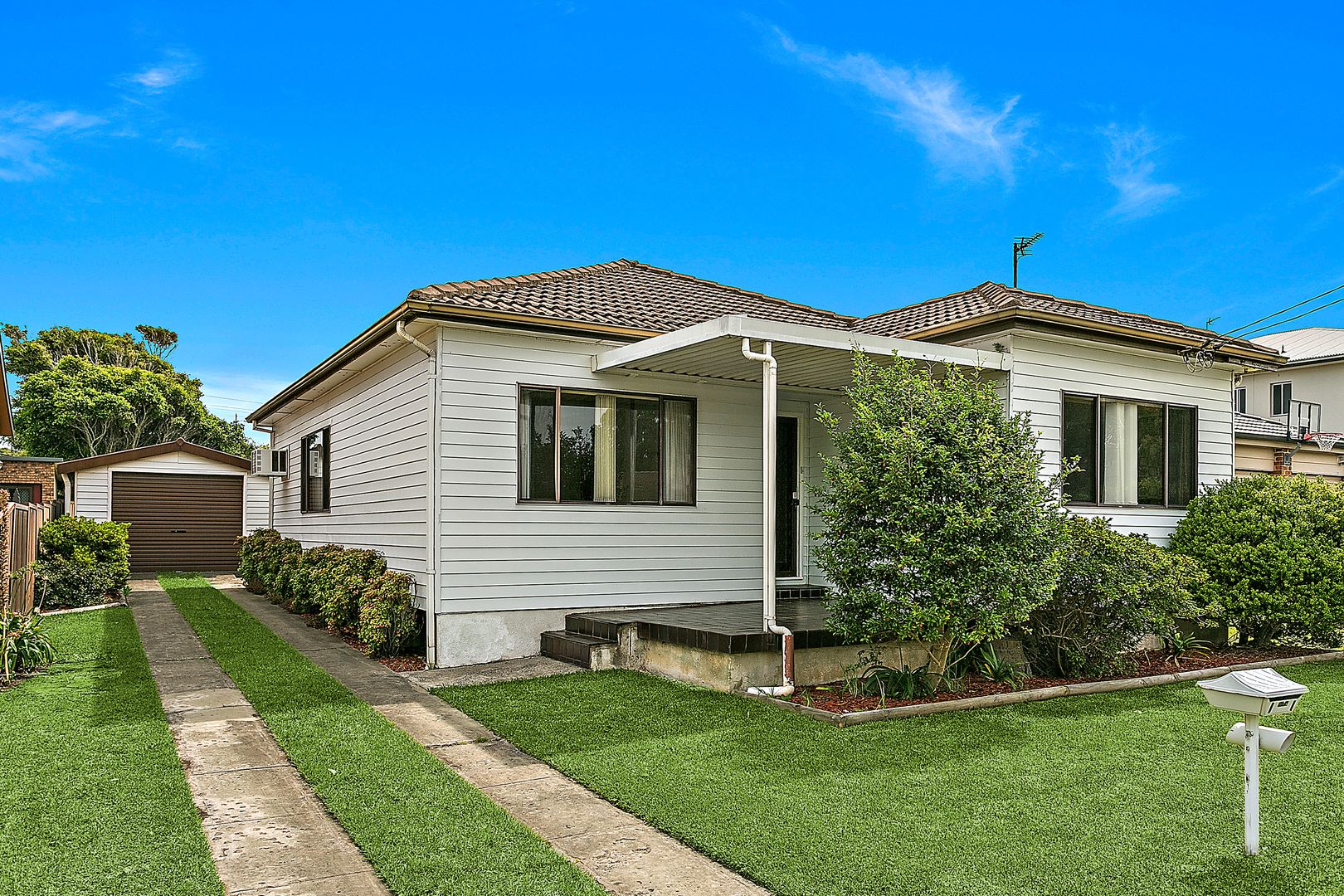 34 Murranar Road, Towradgi NSW 2518, Image 2