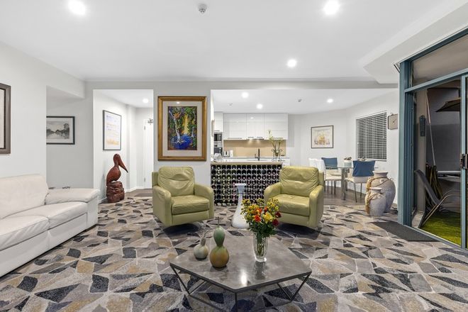 11/10 Goodwin Street Kangaroo Point 4169 - Image 5