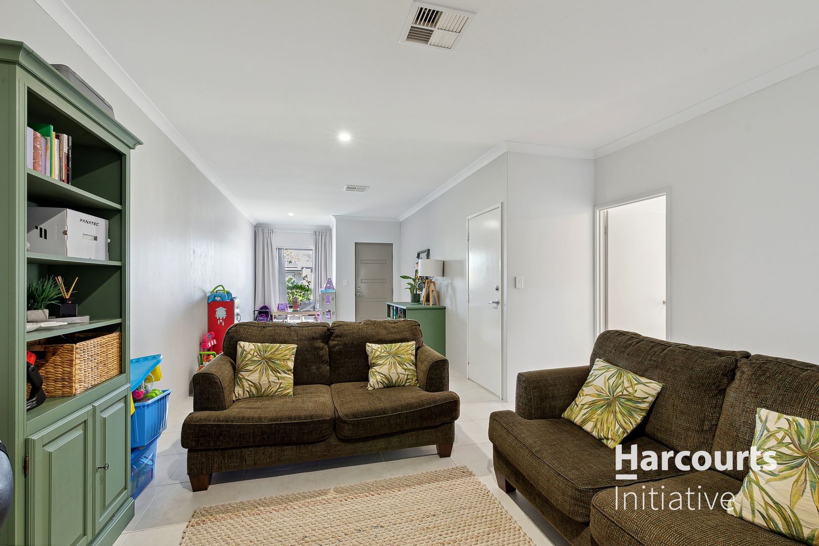 3 Gladalan Way, Piara Waters WA 6112, Image 2