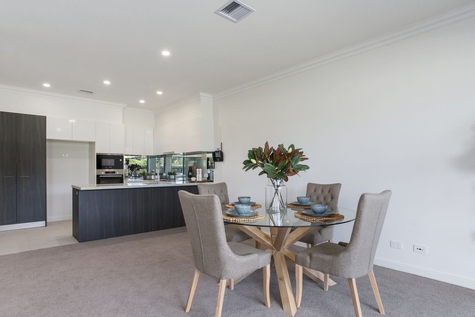 15 Fairway Place, Avondale Heights VIC 3034 Domain