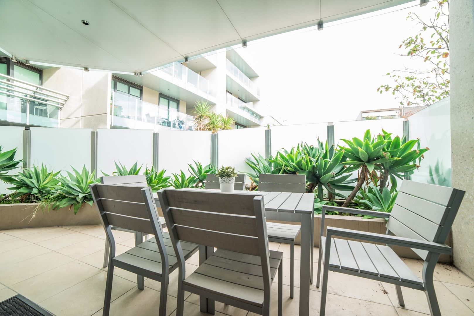 11 69 Palmer Street Richmond Vic 3121 Apartment For Rent 1 400 Domain