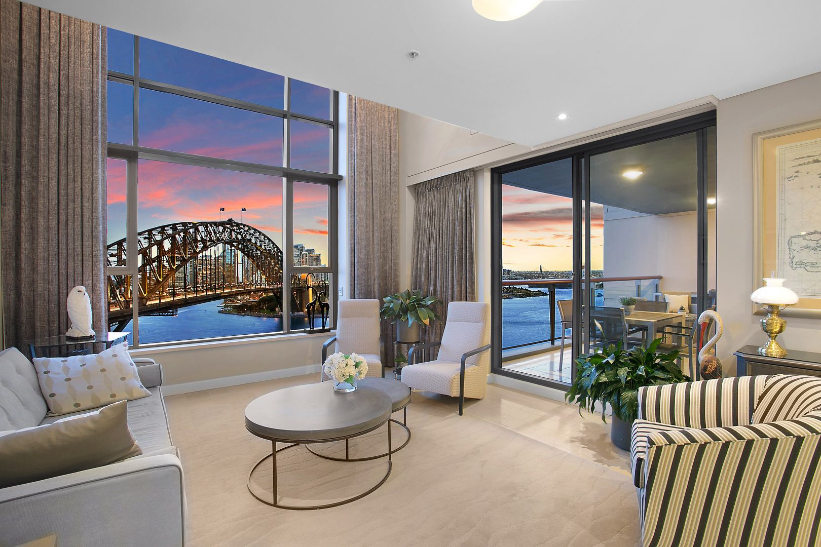 1907/2 Dind Street, Milsons Point NSW 2061, Image 2