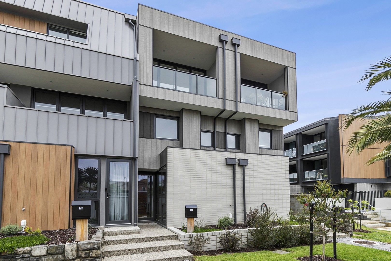 3 bedrooms Townhouse in 28 Bowlers Avenue GEELONG WEST VIC, 3218