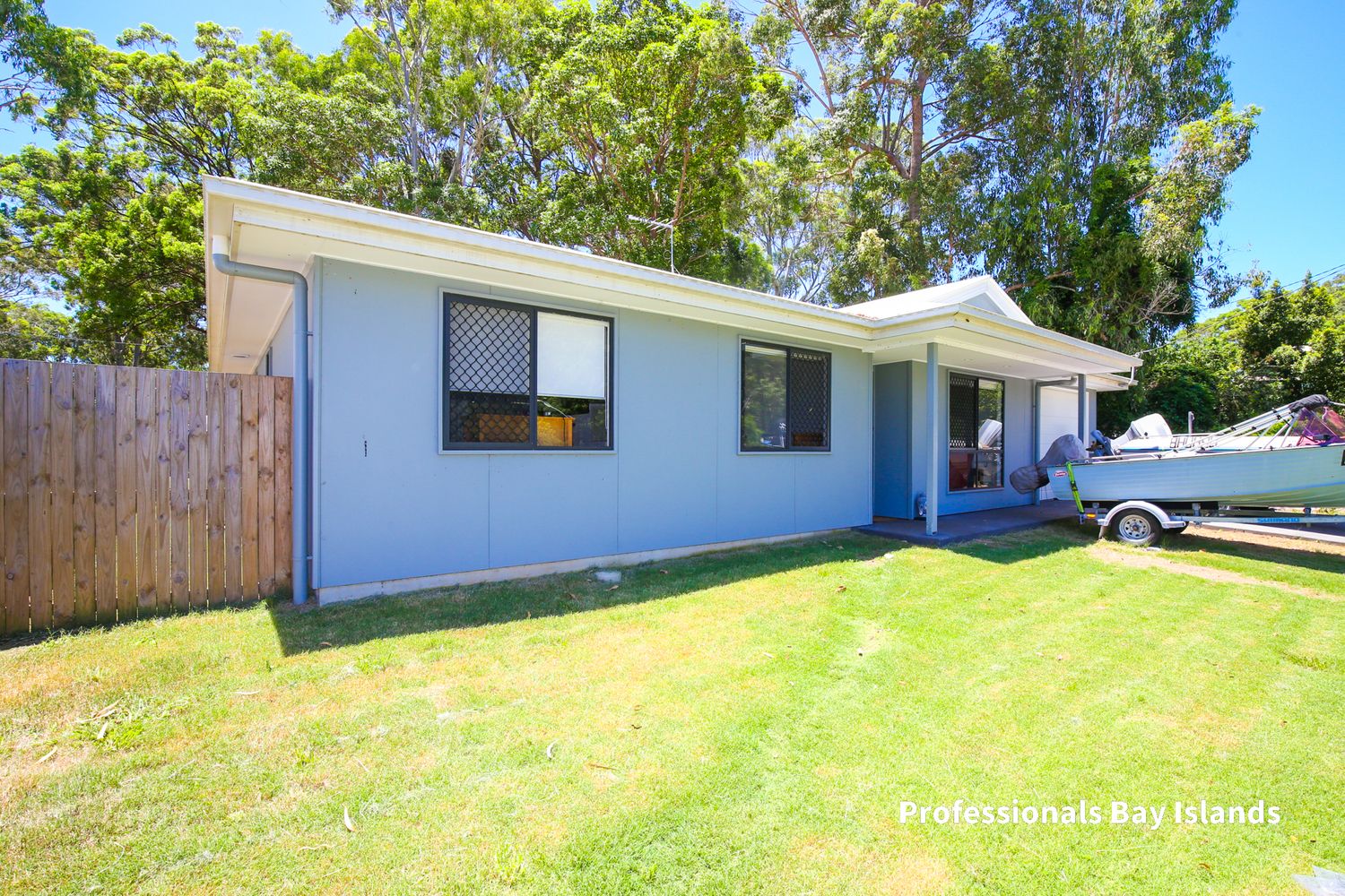 71 Taylor Street, Russell Island QLD 4184, Image 0