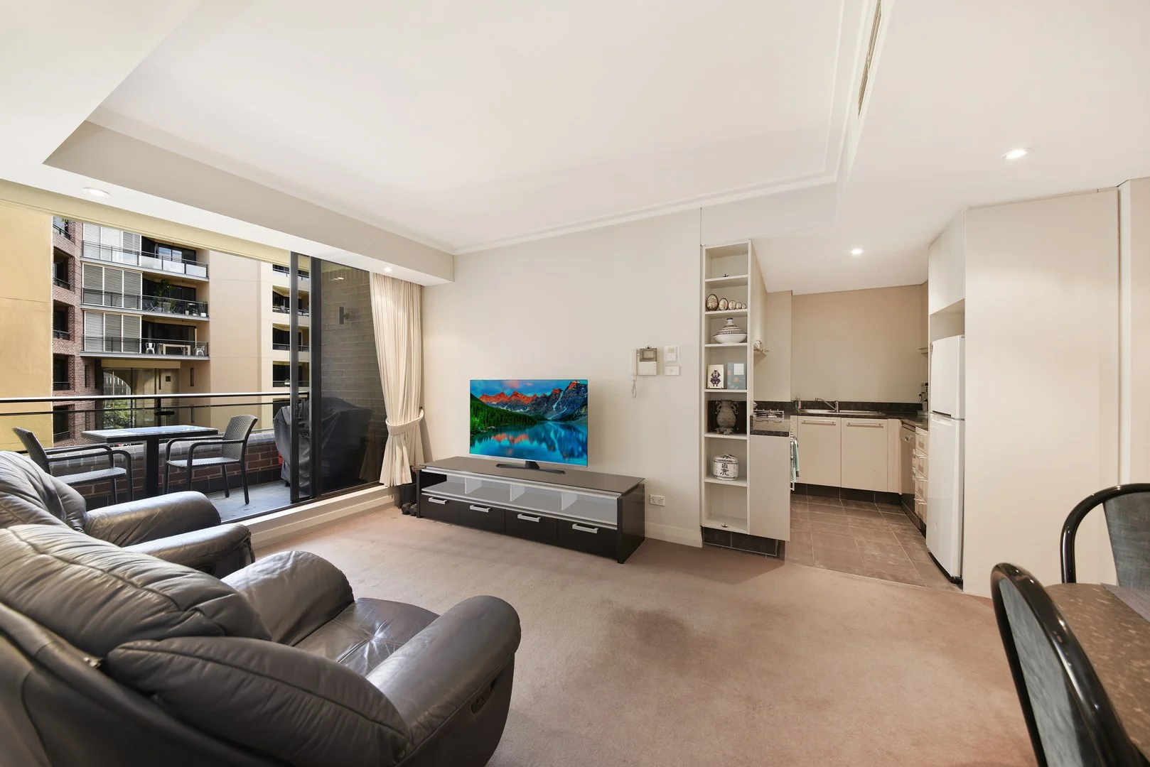 Additional image 2 of B601/24-26 Point Street, Pyrmont NSW 2009