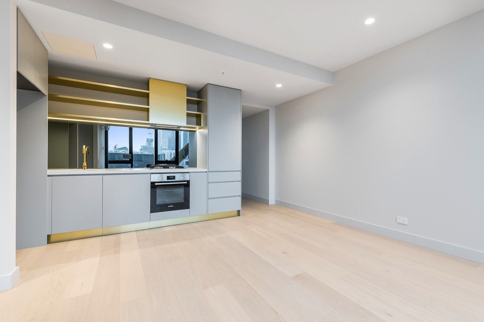 2 bedrooms Apartment / Unit / Flat in 3503/318 Queen Street MELBOURNE VIC, 3000