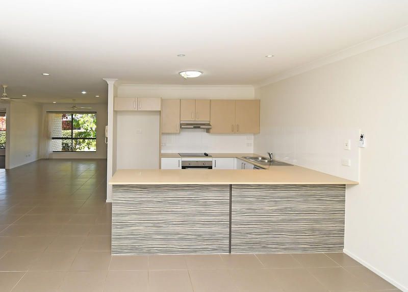 117/ 230 Pulgul St, Urangan QLD 4655, Image 2