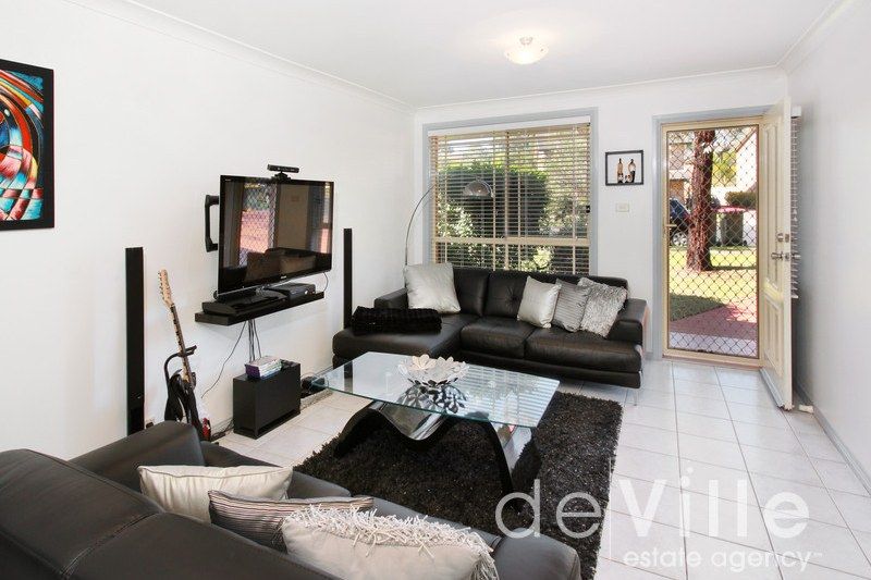 1/9 Stanbury Place, Quakers Hill NSW 2763, Image 2
