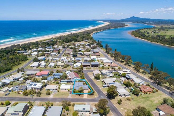 1392 Properties Sold Auction Results In Mylestom Nsw 2454 Domain