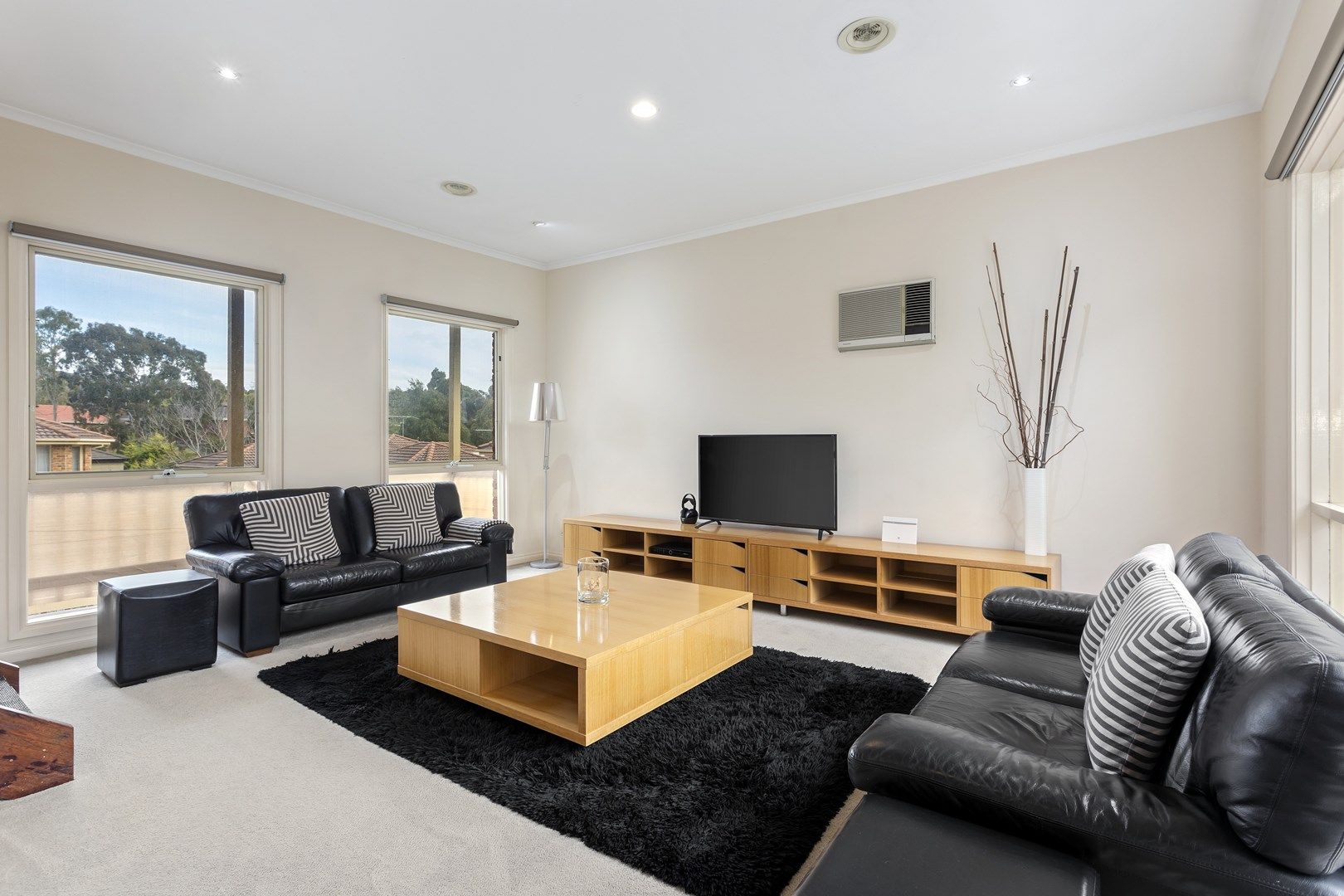2/15-19 Laurie Road, Doncaster East VIC 3109, Image 1