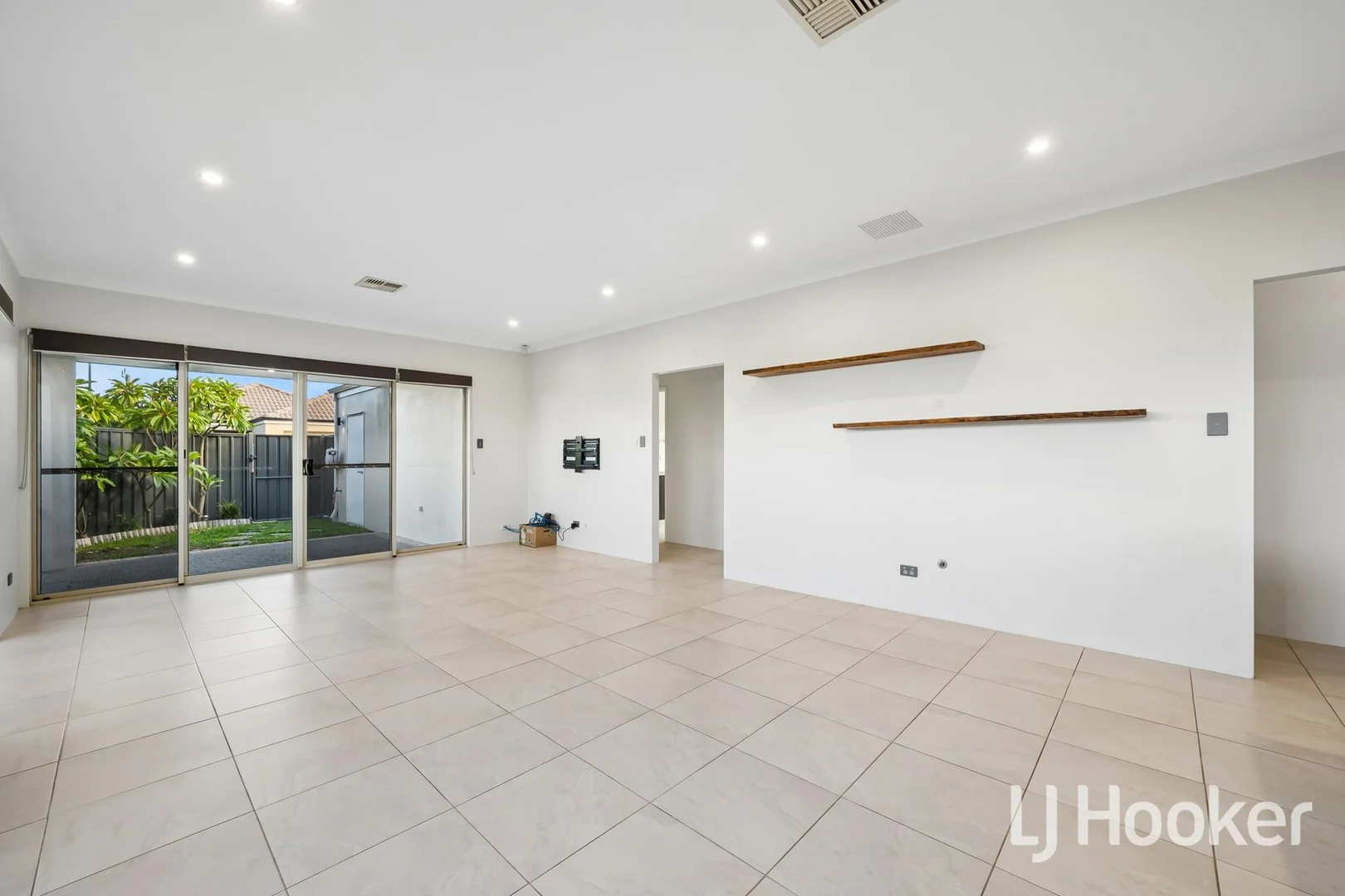 Additional image 7 of 27 Vivaldi Street, Hammond Park WA 6164