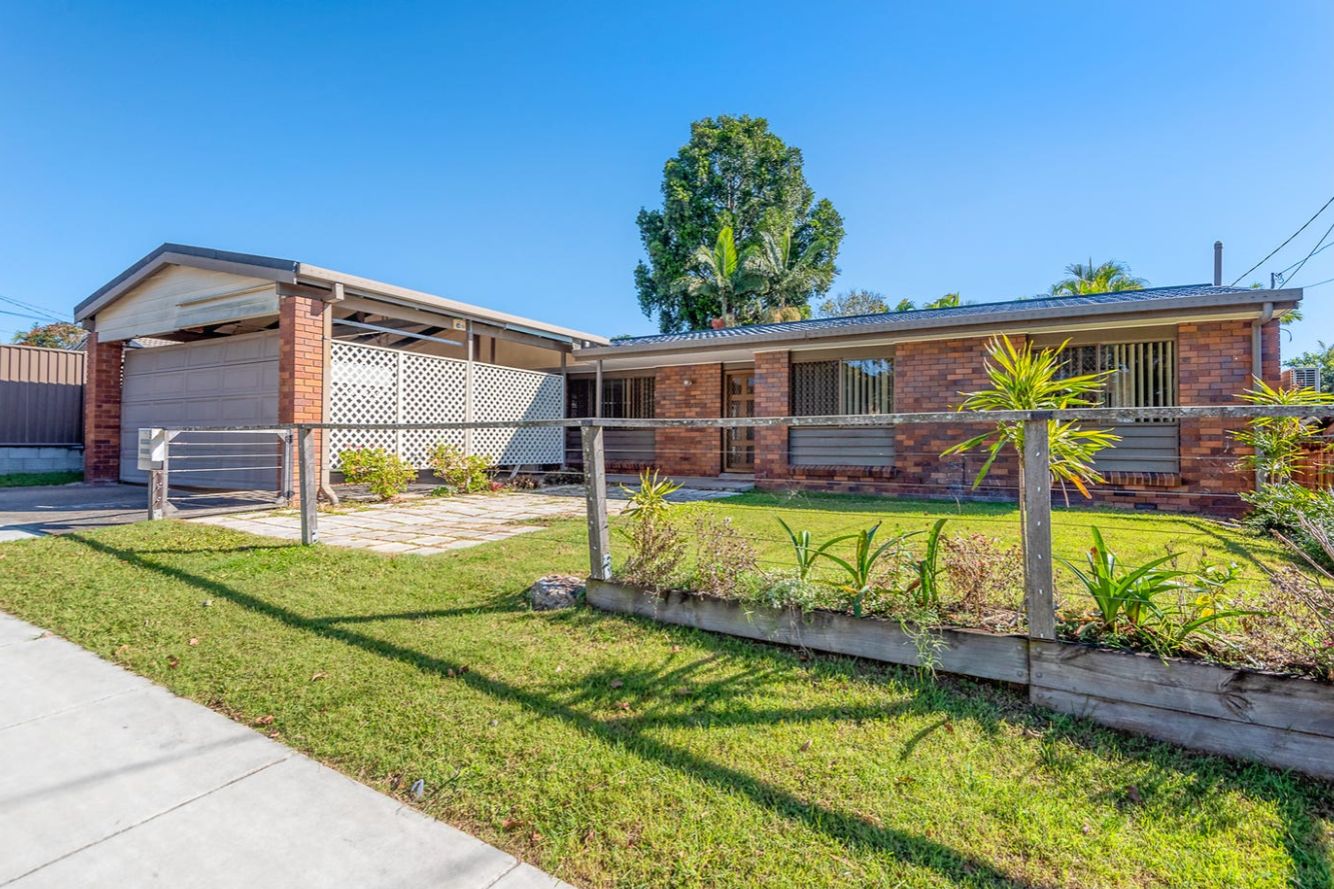 4 bedrooms House in 5 Dalhousie Court ROCHEDALE SOUTH QLD, 4123