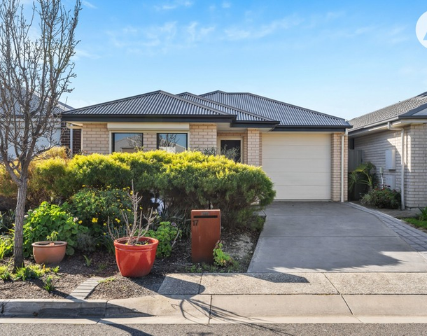 17 Scope Road, Woodcroft SA 5162