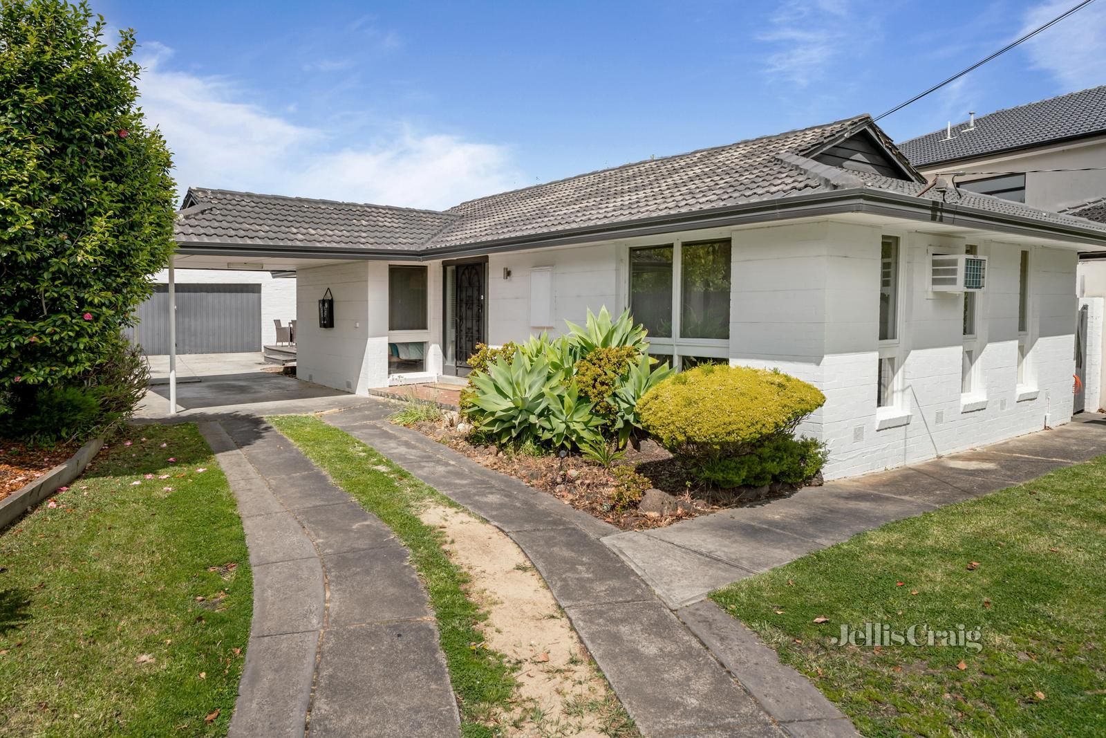 2 Ainslie Drive, Wheelers Hill VIC 3150, Image 0