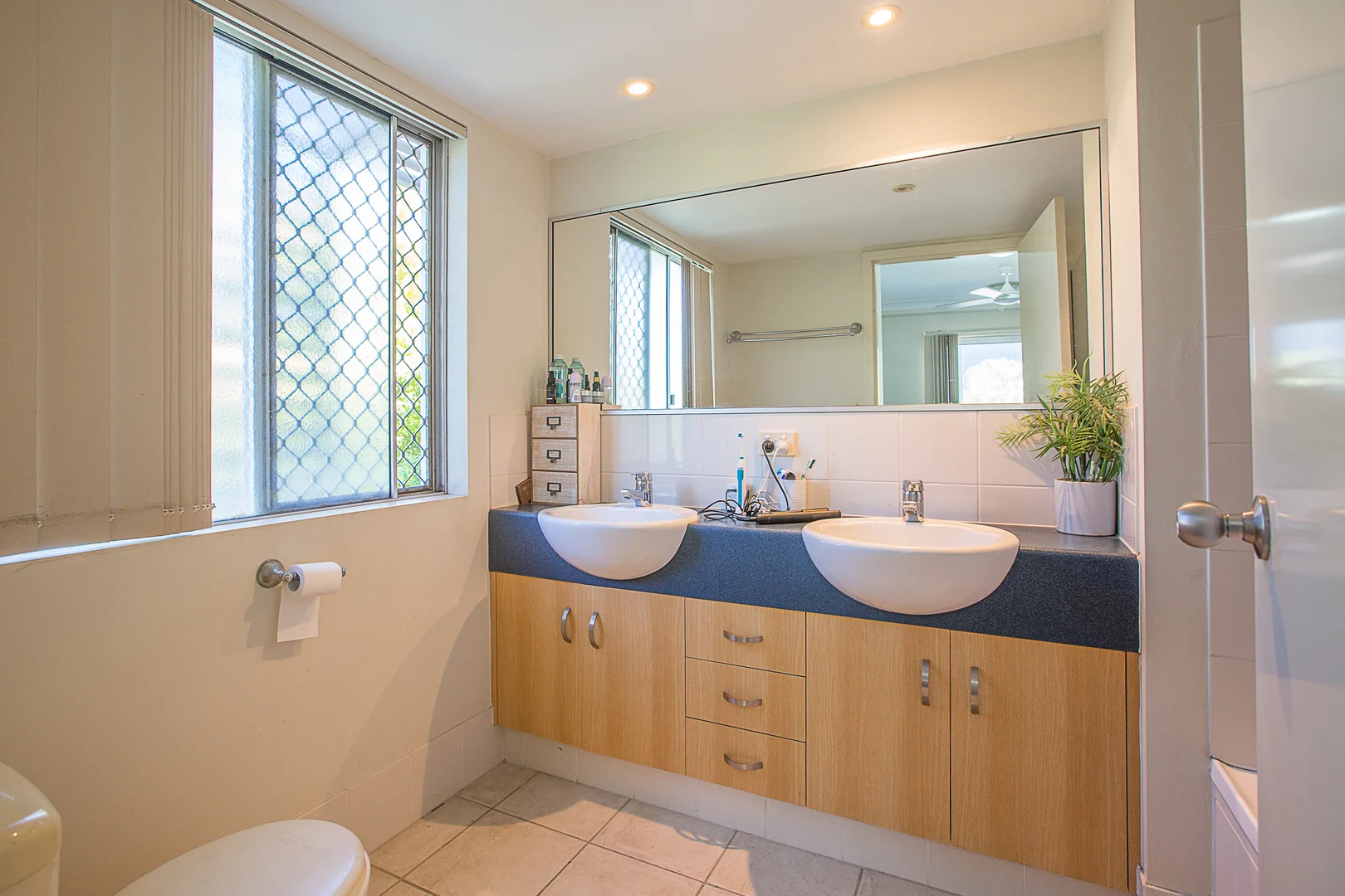 Additional image 9 of 9/18 Parker Street, Labrador QLD 4215