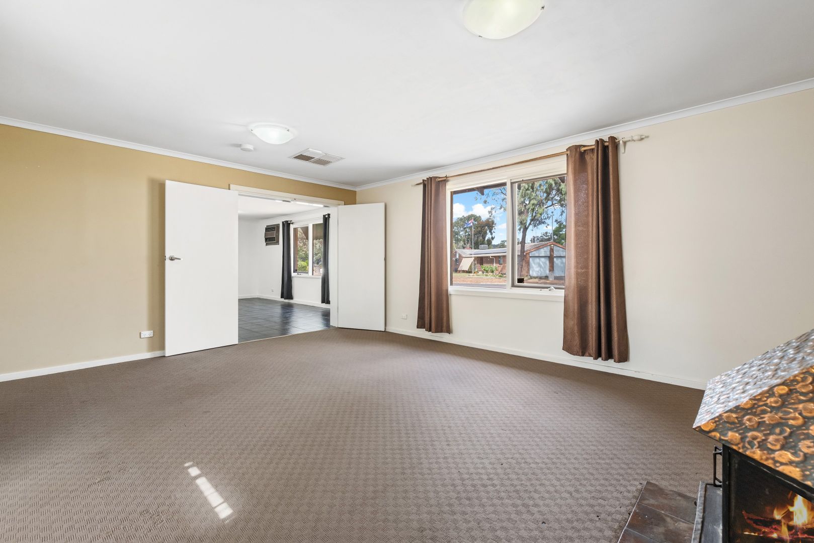 10 Closeburn Crescent, Salisbury Park SA 5109, Image 1