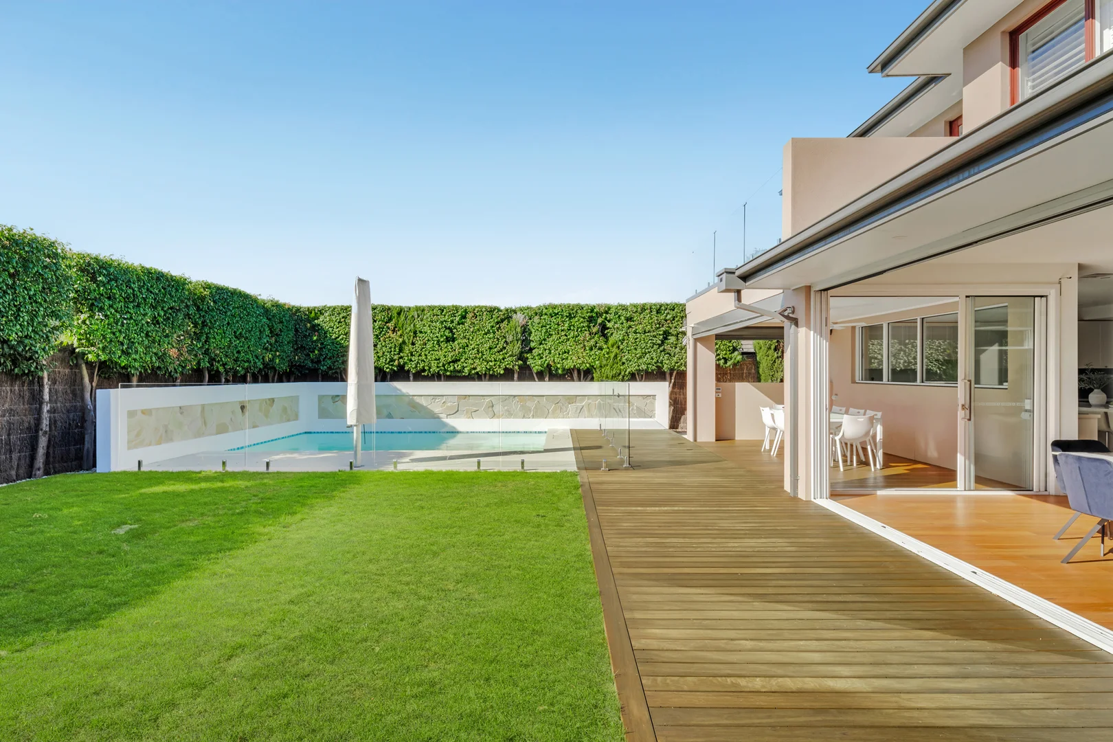 37 Lakeside Drive, Sandhurst VIC 3977