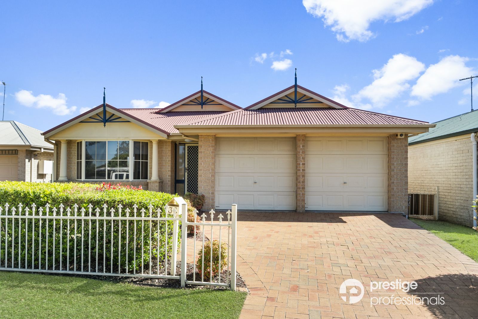 36 Banyule Court, Wattle Grove NSW 2173 House For Rent 750 Domain